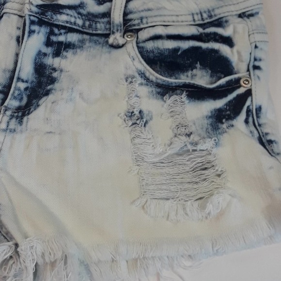 Distressed Shorts 3 Sz Bleach Wash Cutoff Jean Shorts by Highway - Picture 5 of 9